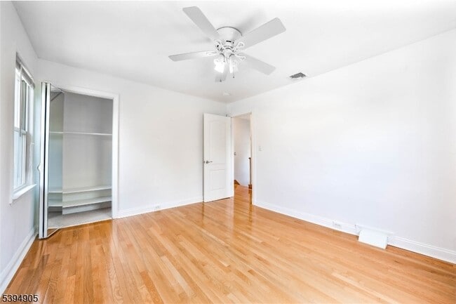 Photo - 85 Barrows Ave