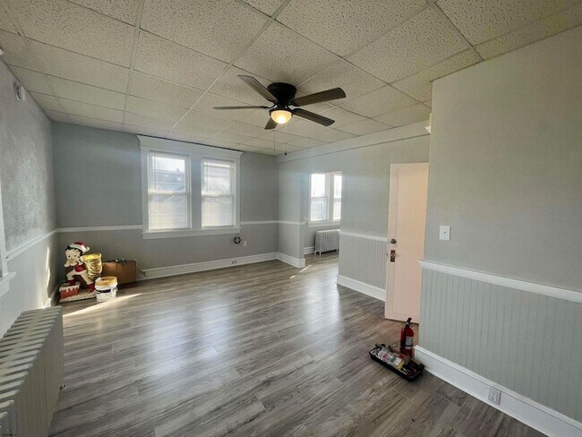 Photo - 814 Buerger St