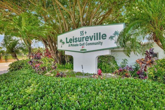Photo - 140 NW 27th St