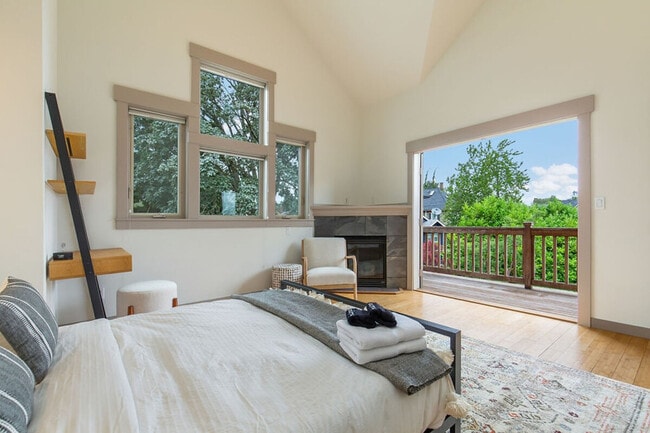 Photo - 1916 E Spruce St Unit SI ID1036059P