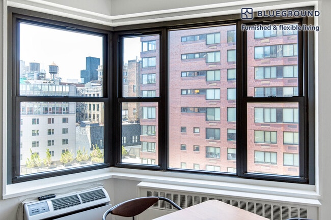 Photo - 145 4th Ave Unit FL15-ID606