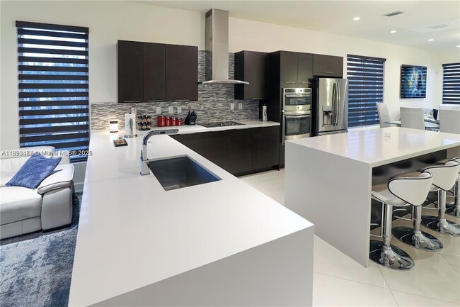 Photo - 10501 NW 66th St