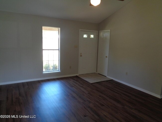 Photo - 6120 Somerset Dr