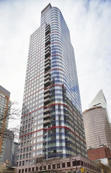 Building Photo - 250 E 54th St Unit 37C