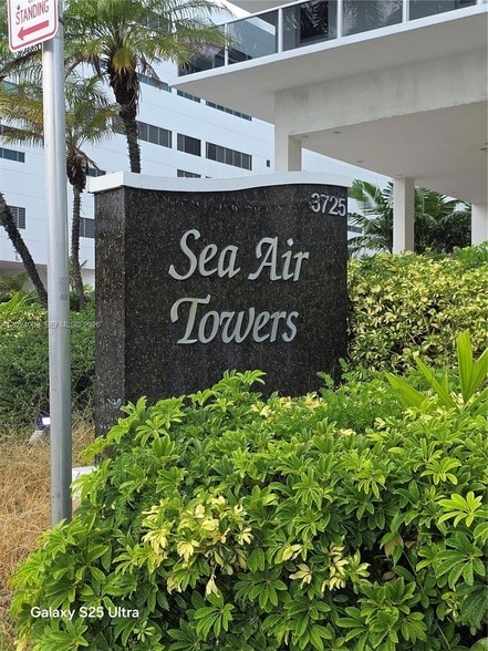 Photo - 3725 S Ocean Dr Unit 617