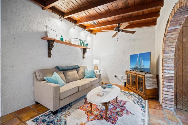 Photo - 408 Harrison Ave Unit ID1346830P