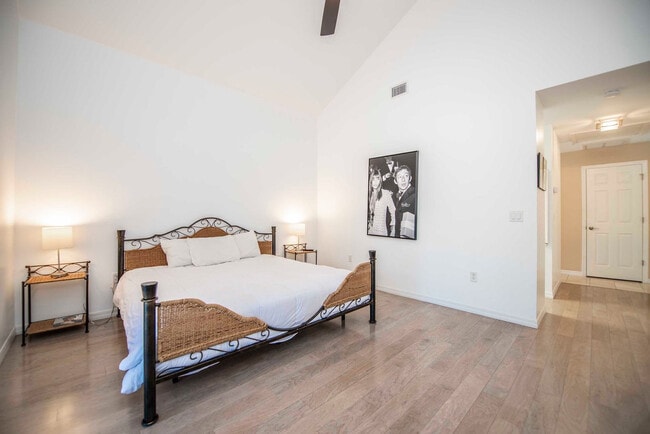Photo - 12941 Bellerive Dr Unit SI ID1565875P