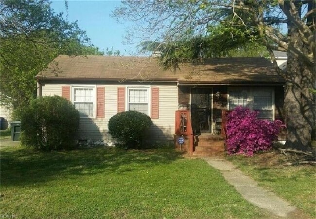 Building Photo - 7108 Chryslon Ln