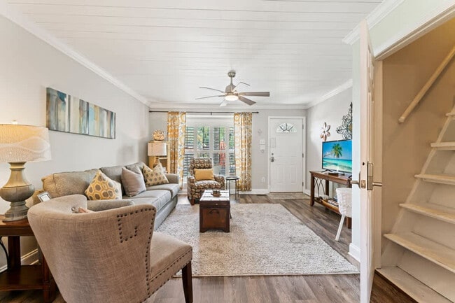 Building Photo - 1937 Grove Bluff Cir W Unit SI ID1578491P
