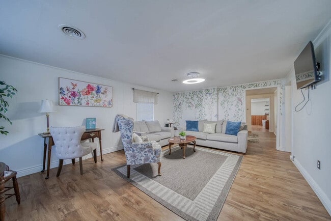 Photo - 316 E Hardy St Unit SI ID1594723P