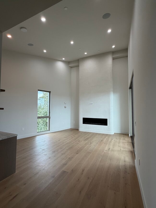 Photo - 11835 Tennessee Pl
