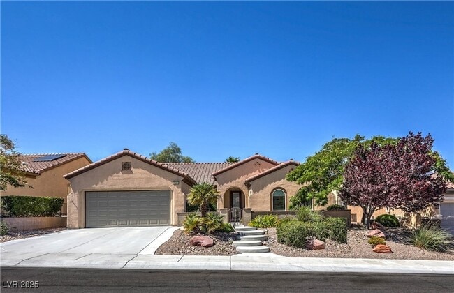 Building Photo - 2147 Bannerwood St