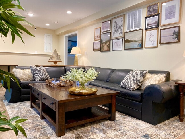 Photo - 36 Jamestown Dr Unit ID1239744P