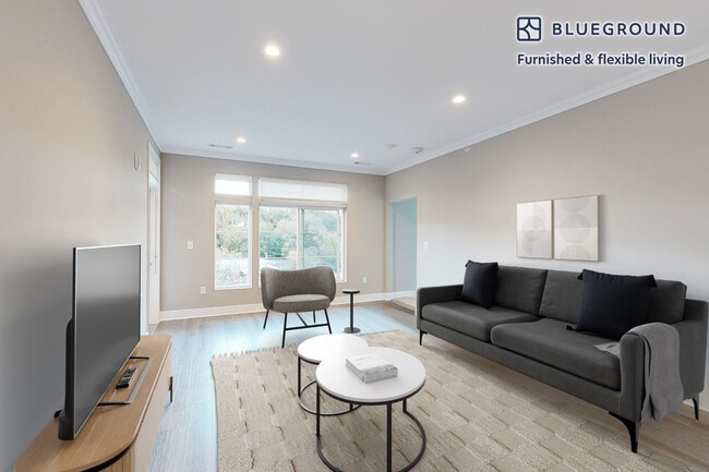 Building Photo - 240 E Shore Rd Unit FL2-ID3045A