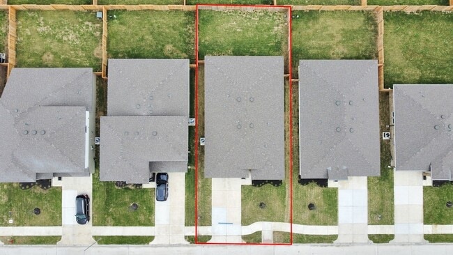 Photo - 7803 Golden Rubia Ln