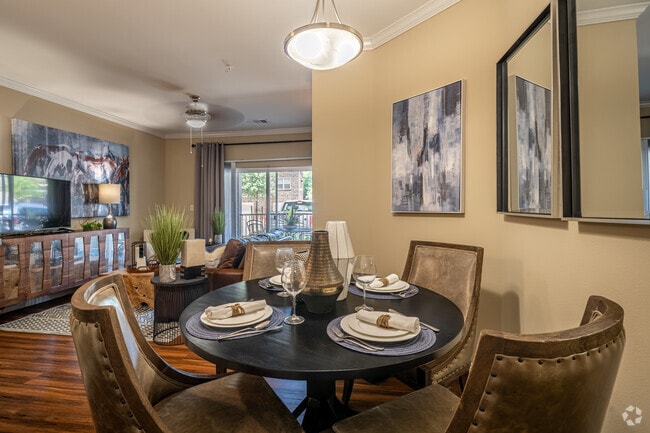 1BR, 1BA - 724SF - Hilltops