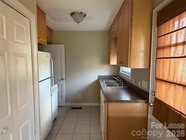 Photo - 524 Wakefield Dr