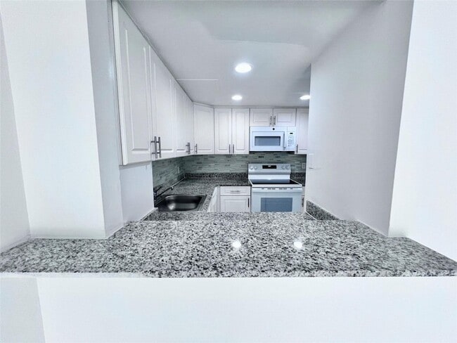 Photo - 2580 NW 56th Ave Unit 600-301