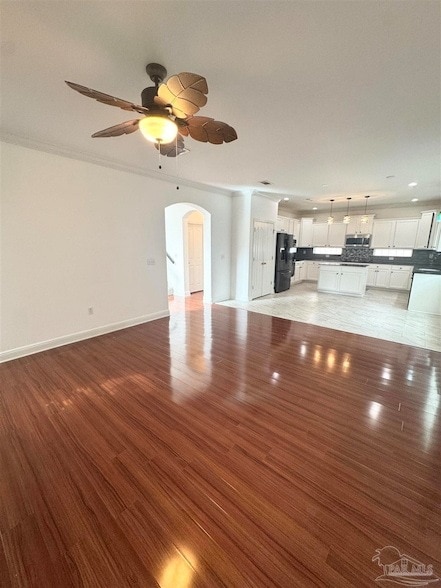 Photo - 872 Solimar Way