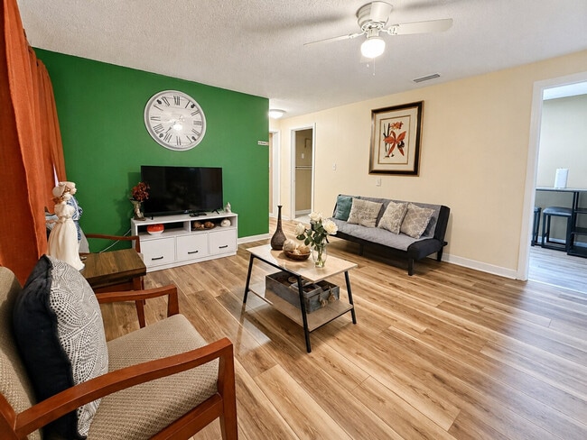 Photo - 2300 N Patterson St Unit SI FL2-ID1628675P