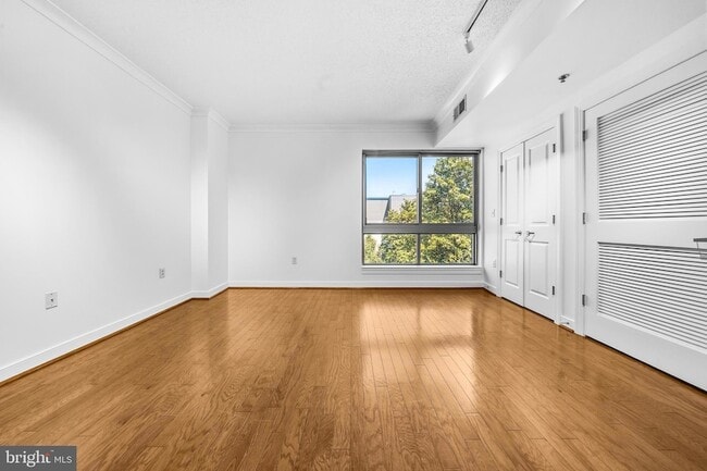 Photo - 777 7th St NW Unit 1003