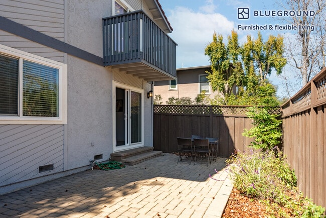 Photo - 328 Bryant St