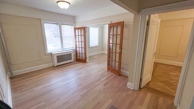 Photo - 31-44 35th Street