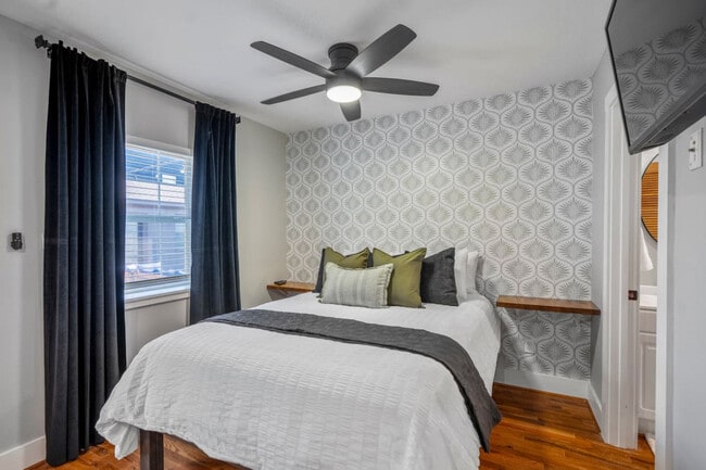 Photo - 4952 Polk St Unit SI ID1531101P