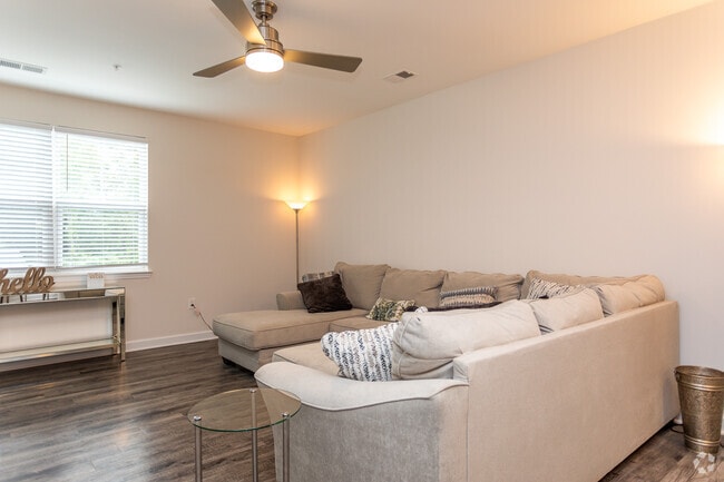 2BR,2BA - The Gates at Highland apartment homes