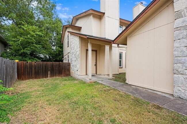 Photo - 1805 Rawhide Loop Unit 1807