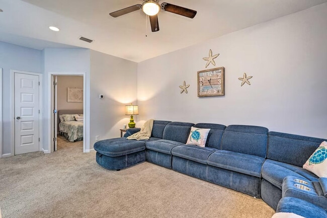 Building Photo - 3723 Tiki Dr Unit SI ID1386013P