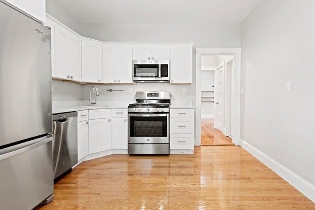 Photo - 68 Saxton St Unit 1