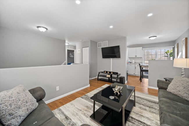 Photo - 21937 E Churchill Dr Unit ID1285028P