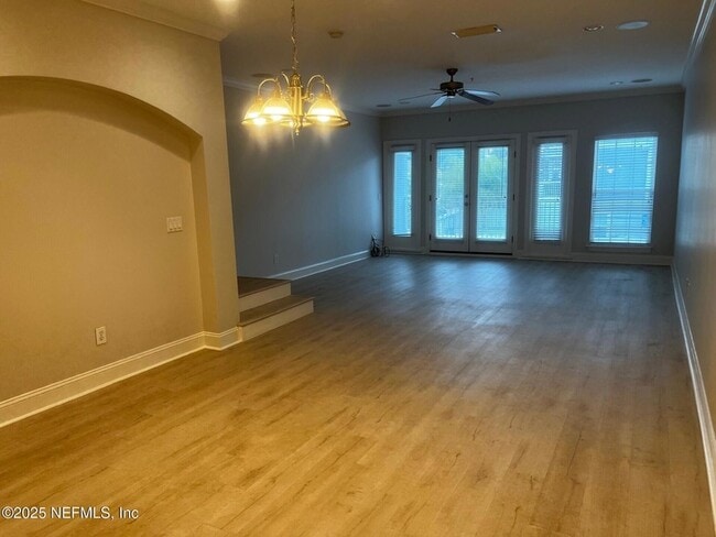 Photo - 1330 2nd St S