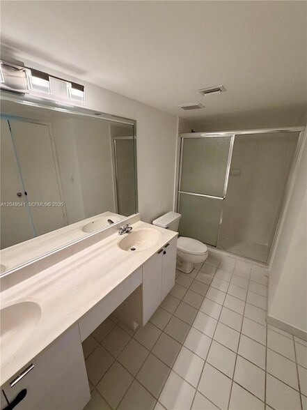 Photo - 3300 NE 191st St Unit 404
