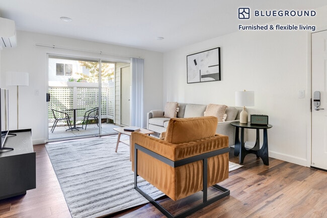 Building Photo - 900 Pepper Tree Ln Unit FL1-ID2047