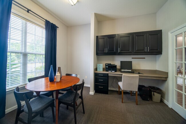 Photo - Oakbrook Village