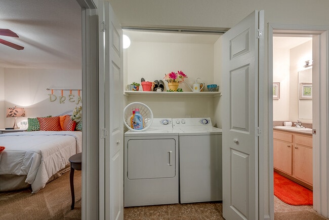Photo - Bridge Pointe Apartments and Townhomes