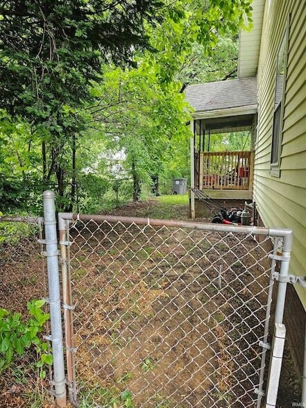 Photo - 216 S Grand Ave