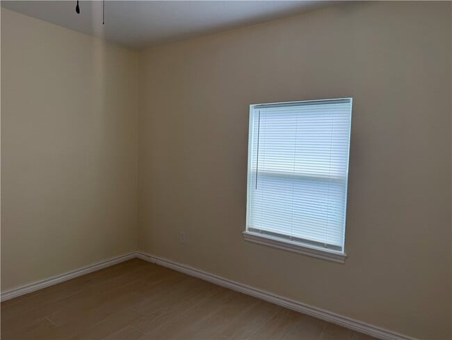 Photo - 306 W 23rd St