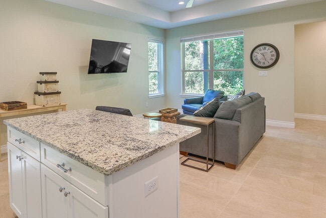 Photo - 11931 Lakeview Manor Dr Unit SI ID1545984P