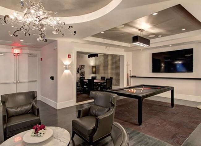 Photo - 5725 Carnegie Blvd Unit SI ID1344161P