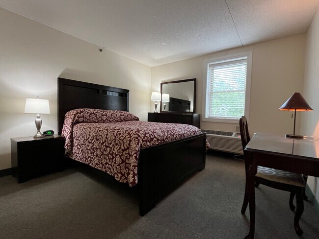 Photo - 44 Montvale Avenue