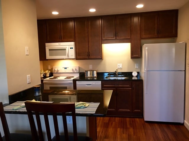 Photo - Lake Bradford Apartments