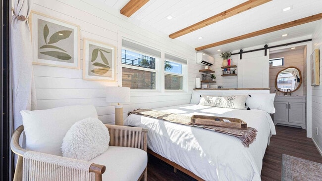 Photo - 316 Bream Ave Unit SI ID1502051P