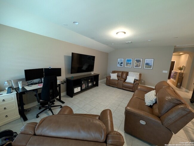 Photo - 7631 Pecos Rdg