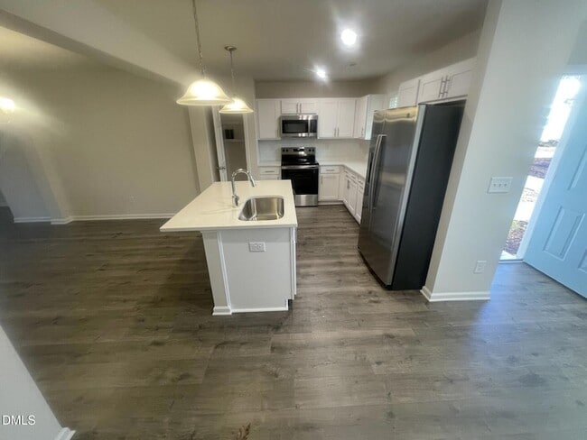 Photo - 1004 Peony Ln