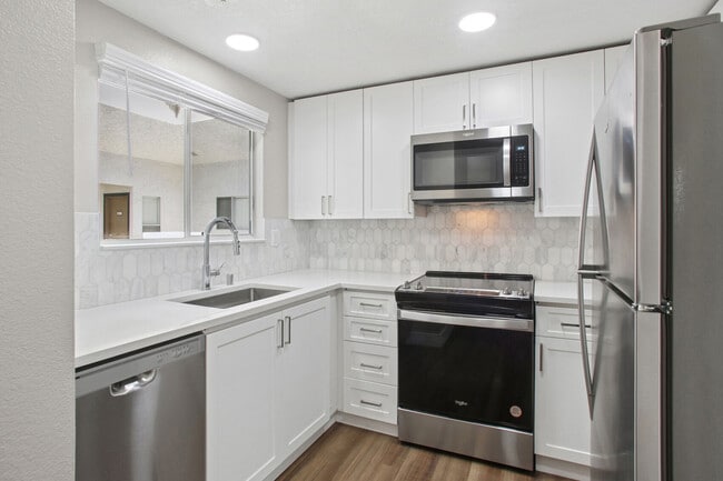 Photo - Stoneridge Apartments