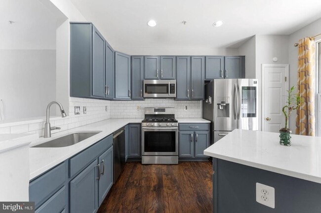 Photo - 4004 Meadow Trail Ln