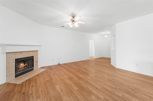Photo - 9825 Tyler Dr